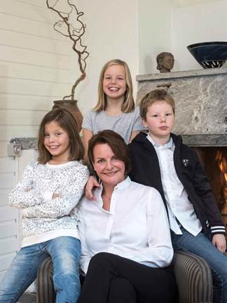 Karen breast cancer patient